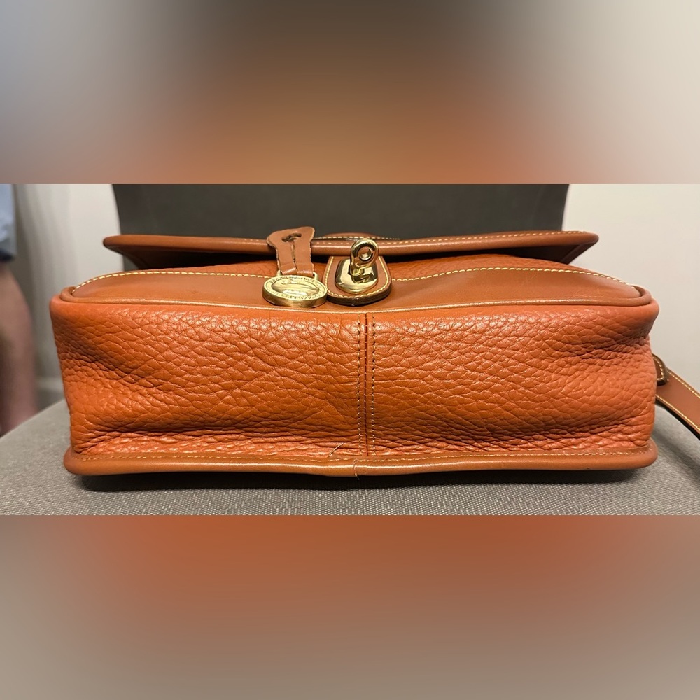 Vintage Dooney & Bourke peanut large carrier bag - Picture 11 of 11